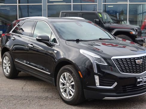 Used 2020 Cadillac XT5 Premium Luxury image 3