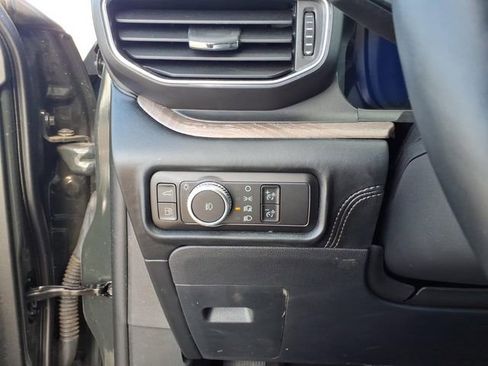 Certified 2023 Ford Explorer Platinum w/ Technology Package image 16