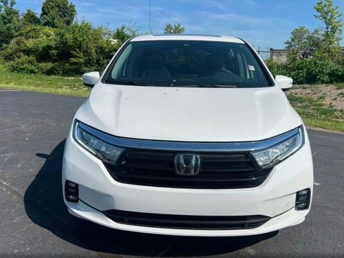 Used 2023 Honda Odyssey Touring image 2