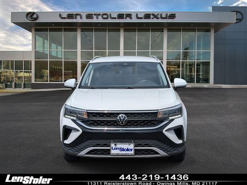 Used 2024 Volkswagen Taos SE FWD image 8