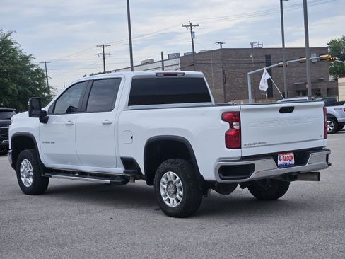 Used 2025 Chevrolet Silverado 2500 LT AWD/4WD image 4