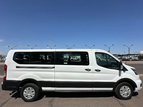 Used 2023 Ford Transit 350 XLT RWD image 5