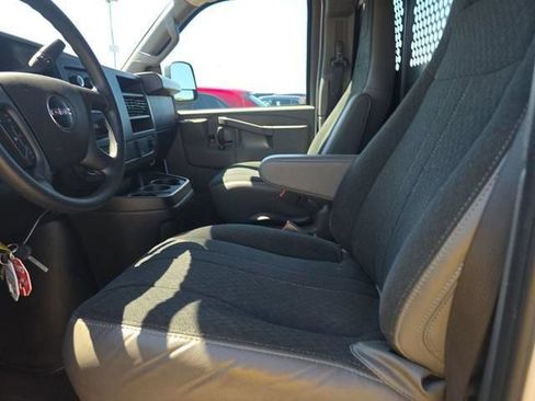 Used 2025 GMC Savana 2500 w/ Driver Convenience Package RWD image 2