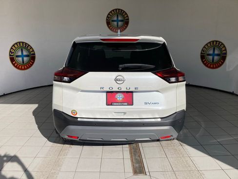 Used 2023 Nissan Rogue SV AWD/4WD image 22