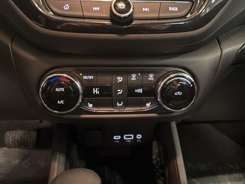 Used 2023 Chevrolet TrailBlazer LT w/ Convenience Package image 26