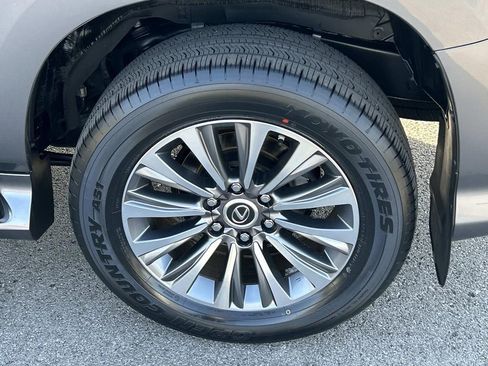 Used 2020 Lexus GX 460 Luxury w/ Accessory Package image 14