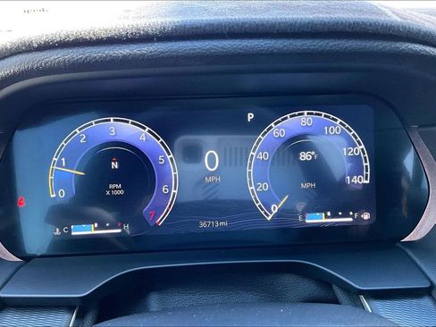 Used 2024 Jeep Grand Cherokee L Altitude AWD/4WD image 20