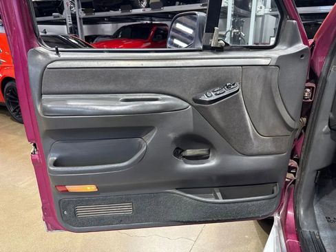 Used 1992 Ford F150 4x4 Regular Cab image 10