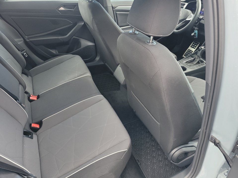 Certified 2026 Volkswagen Jetta Sport FWD image 29