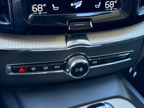Used 2021 Volvo XC60 T5 Inscription w/ Advanced Package AWD/4WD image 19