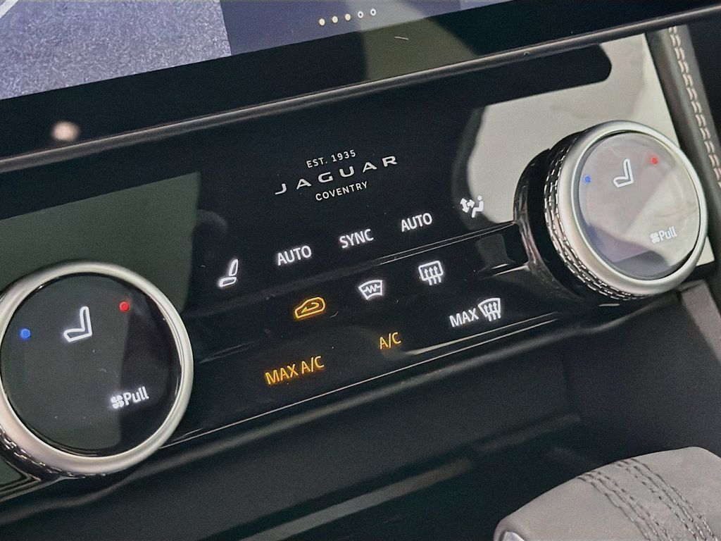 New 2026 Jaguar F-PACE R-Dynamic S AWD/4WD image 21