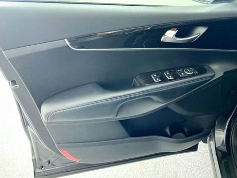 Used 2019 Kia Sorento LX w/ LX Convenience Package image 20