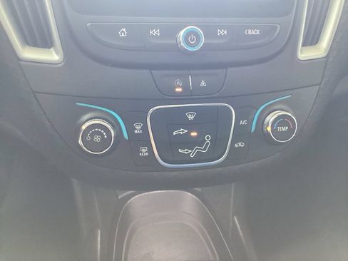 Used 2023 Chevrolet Malibu LS FWD image 24