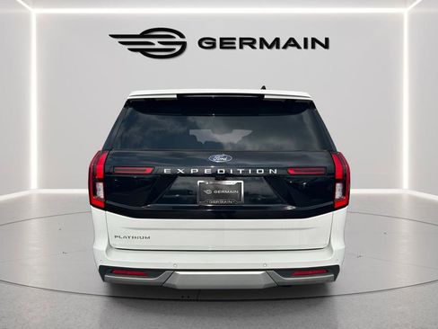 Certified 2025 Ford Expedition Platinum image 6