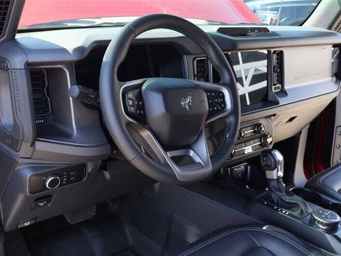 Used 2025 Ford Bronco Big Bend AWD/4WD image 16