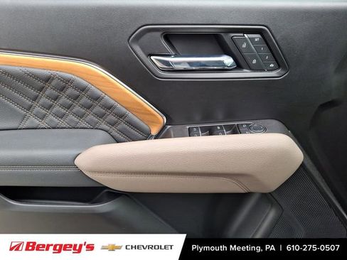 Certified 2026 GMC Canyon Denali AWD/4WD image 15