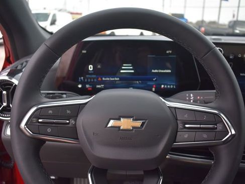 New 2026 Chevrolet Equinox LT image 26