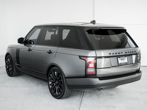 Used 2017 Land Rover Range Rover HSE AWD/4WD image 6