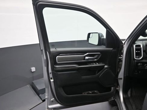 Used 2021 RAM 1500 Big Horn AWD/4WD image 12