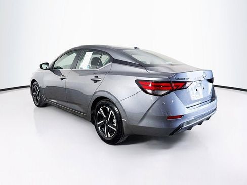 Used 2024 Nissan Sentra SV w/ Lighting Package FWD image 4
