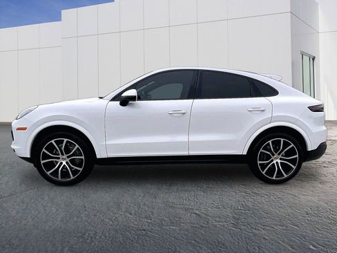 Certified 2023 Porsche Cayenne Platinum Edition AWD/4WD image 2