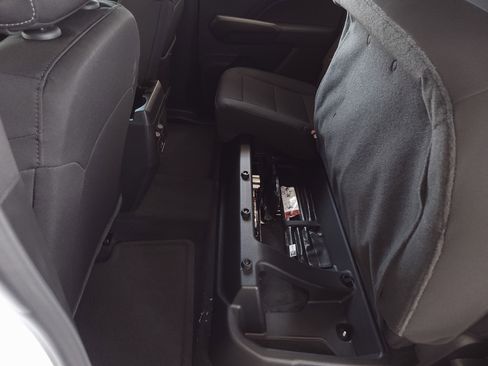 New 2025 GMC Canyon Elevation w/ Convenience Package image 27