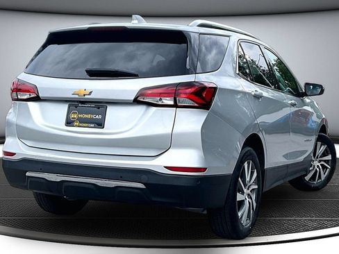 Used 2022 Chevrolet Equinox Premier AWD/4WD image 6