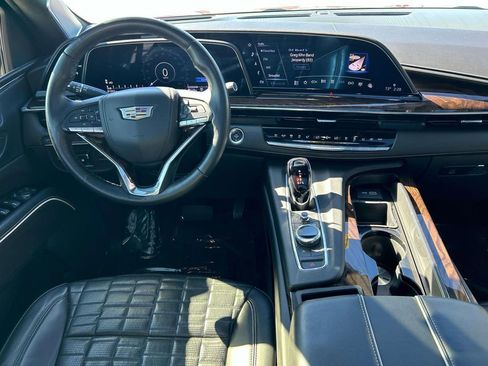 Used 2022 Cadillac Escalade ESV Sport Platinum w/ LPO, ONYX Package image 15