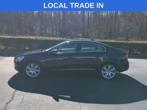 Used 2013 Volvo S60 T6 Platinum image 2