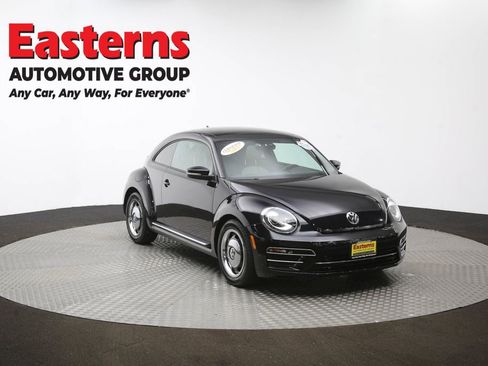 Used 2018 Volkswagen Beetle 2.0T S image 47