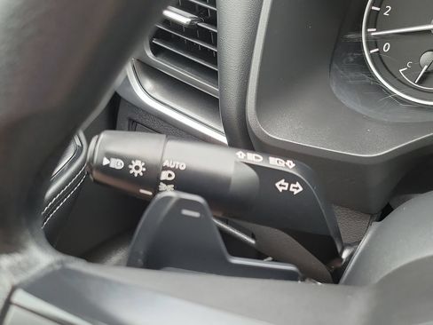 Used 2024 Nissan Rogue SV FWD image 16