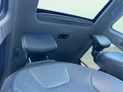 Used 2023 Kia Niro Wave image 17