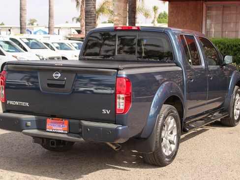 Used 2020 Nissan Frontier SV image 9