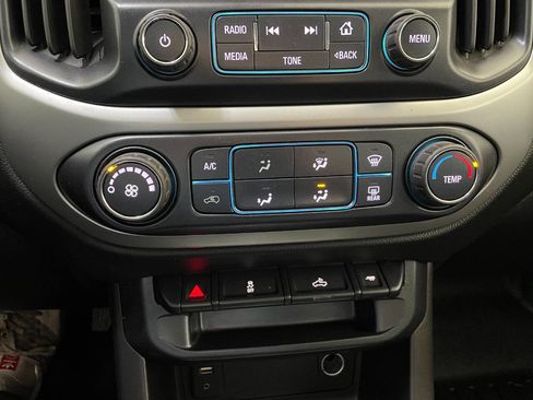 Used 2018 Chevrolet Colorado LT w/ LT Convenience Package image 34