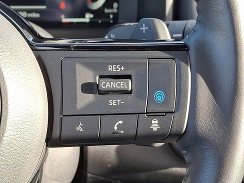 Used 2024 Nissan Rogue Platinum w/ Platinum Premium Package image 22