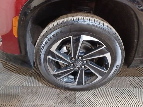 Used 2025 Buick Enclave Sport Touring image 18