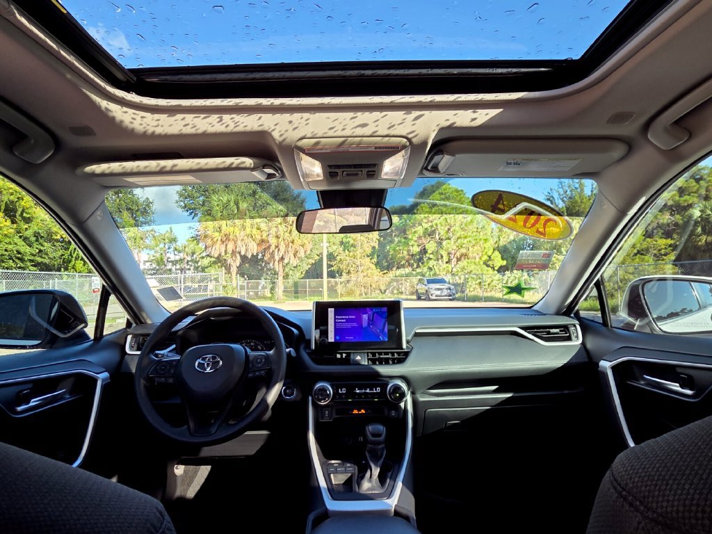 Certified 2024 Toyota RAV4 XLE w/ Convenience Package FWD image 4