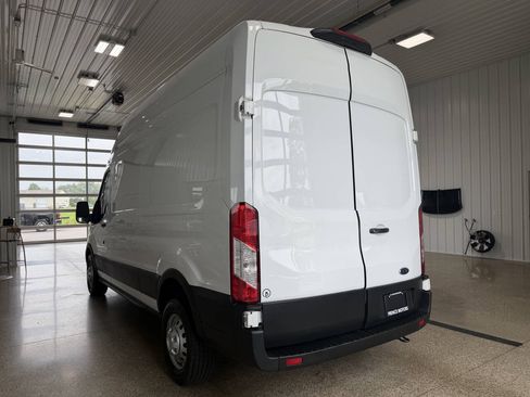 Used 2022 Ford Transit 250 148 High Roof AWD image 4