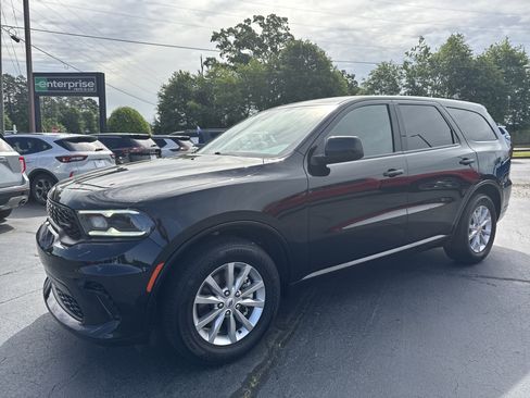 Used 2025 Dodge Durango GT RWD image 2