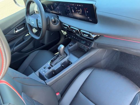 New 2026 Nissan Sentra SR image 11