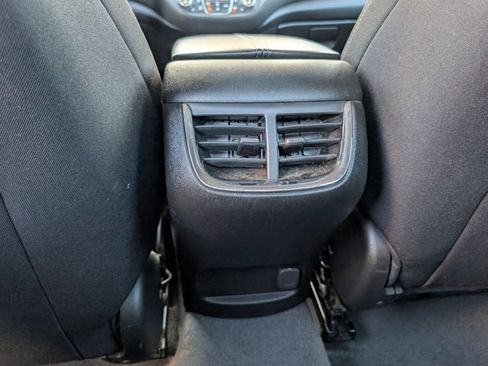 Used 2024 Chevrolet Malibu LT FWD image 16