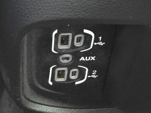 Used 2020 RAM 1500 Big Horn image 10