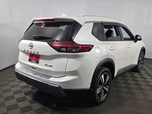 Used 2024 Nissan Rogue SL w/ SL Premium Package AWD/4WD image 9