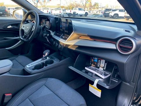 New 2026 Chevrolet Trax RS w/ Sunroof Package FWD image 14
