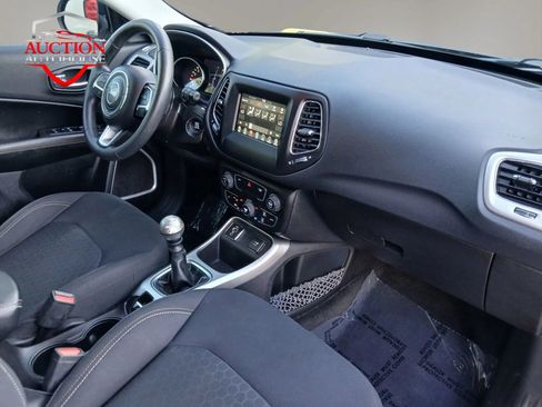 Used 2019 Jeep Compass Sport FWD image 27