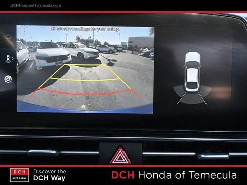 Used 2022 Hyundai Elantra Limited image 13