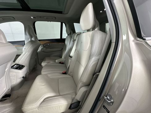 Used 2016 Volvo XC90 T6 Inscription w/ Vision Package AWD/4WD image 23