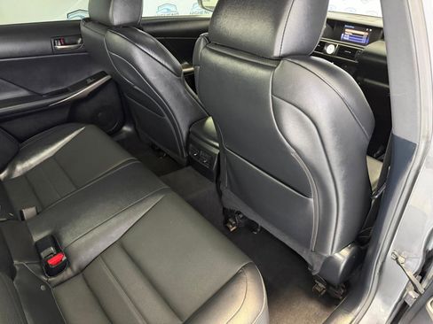 Used 2019 Lexus IS 300 F Sport w/ F Sport Package image 23