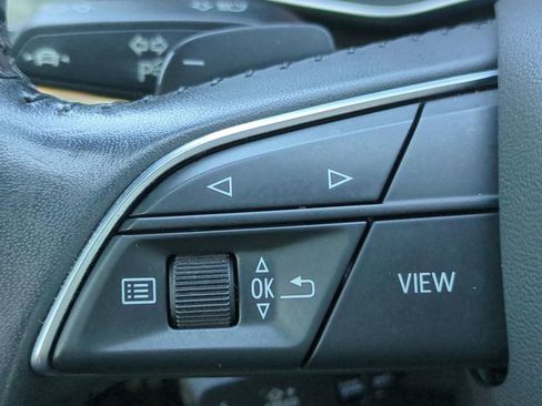 Used 2019 Audi Q8 Premium Plus w/ Premium Plus image 26