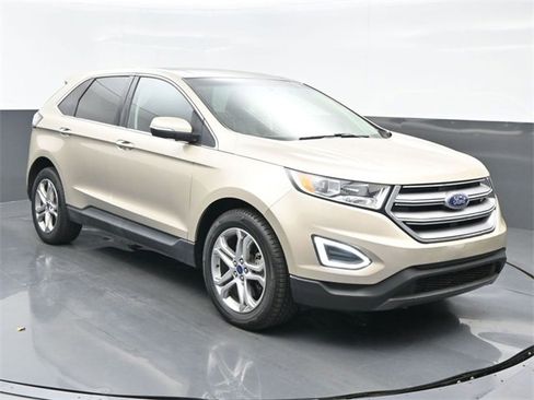 Used 2017 Ford Edge Titanium w/ Equipment Group 301A image 8